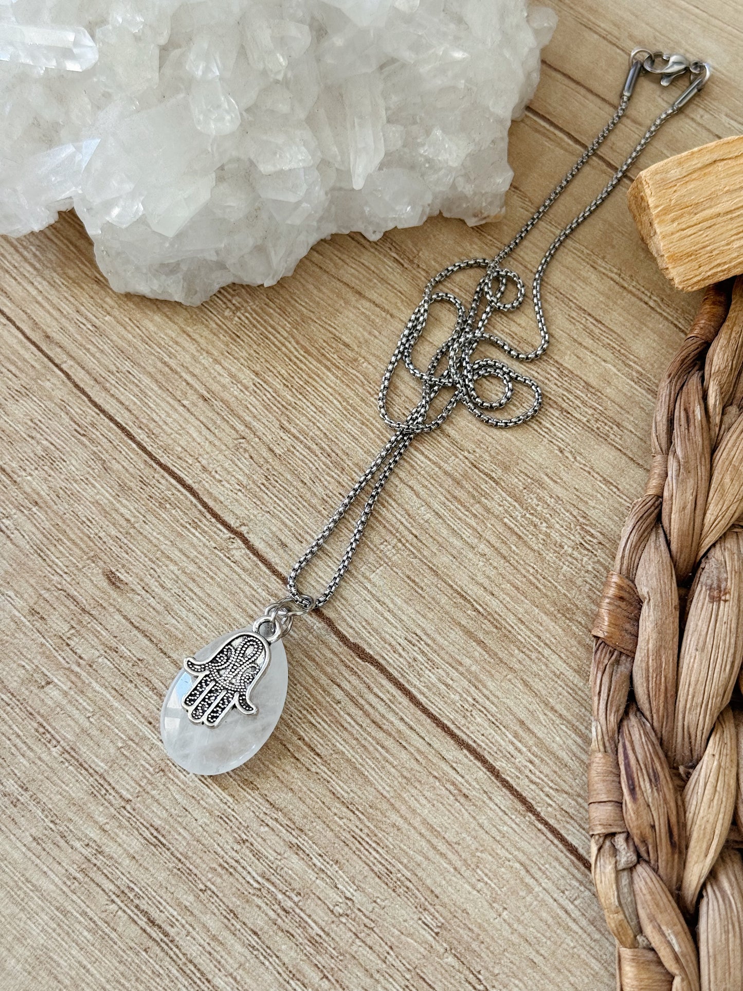 collar "Mano de Fátima"