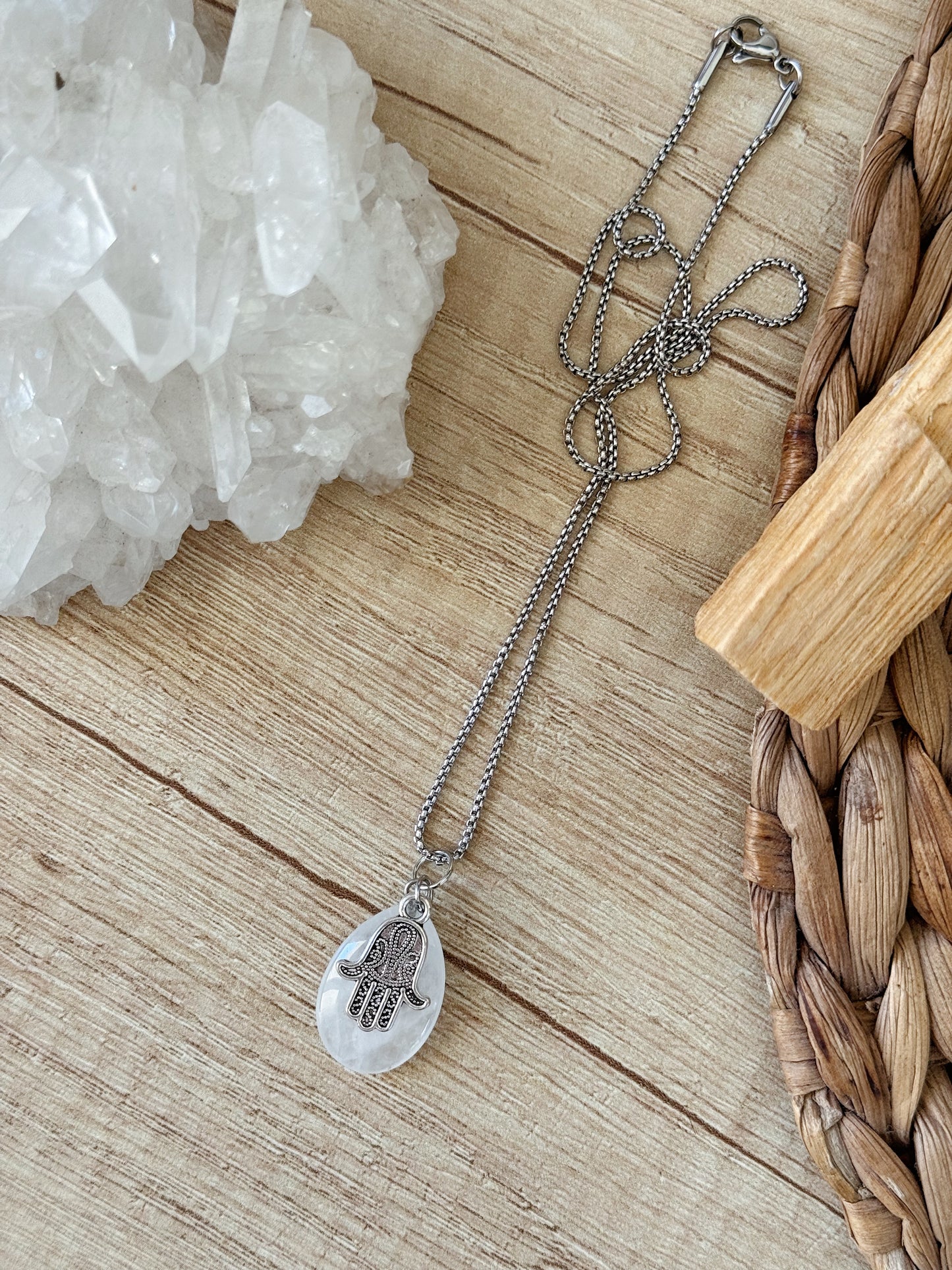 collar "Mano de Fátima"