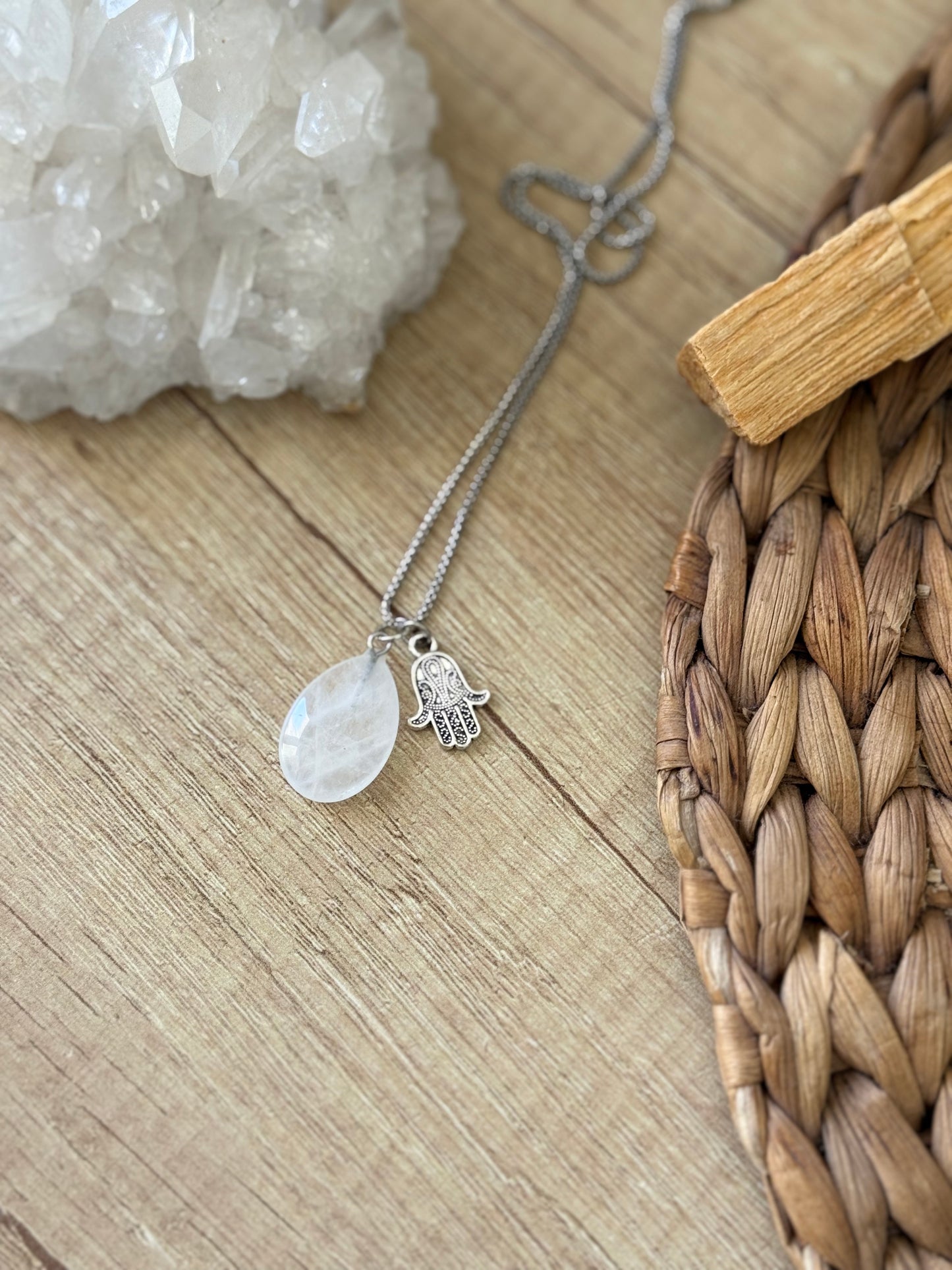 collar "Mano de Fátima"